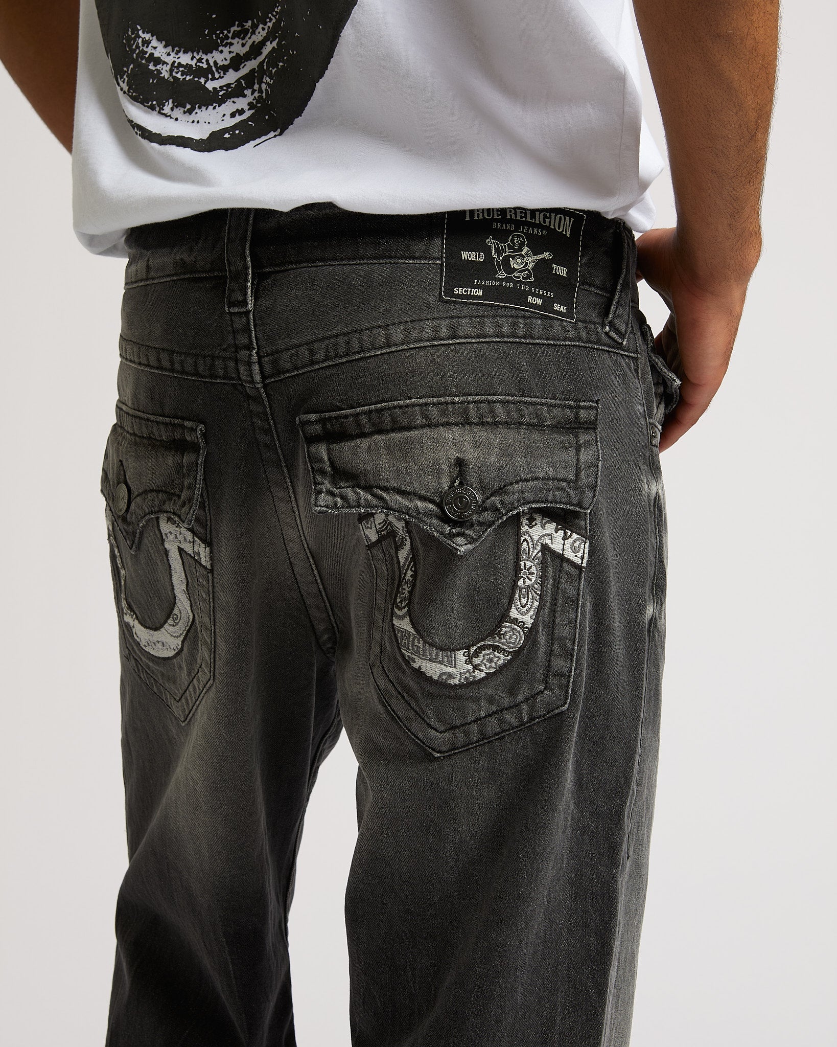 RICKY SN NF EMBROIDERED BANDANA 34" - GREY WASH