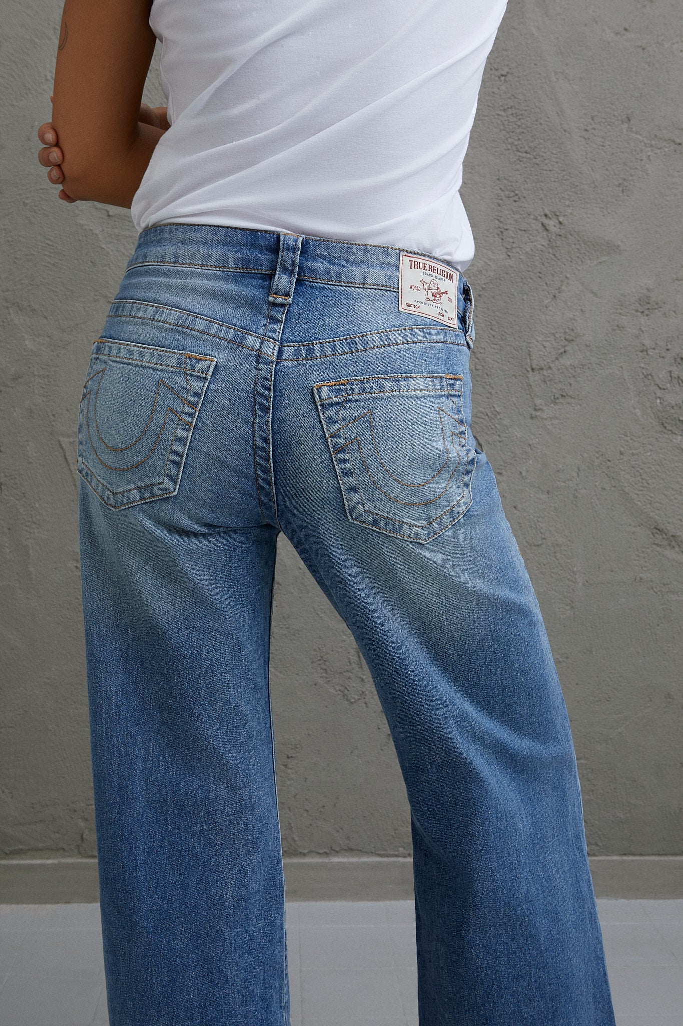 BOBBI BAGGY JEAN - MEDIUM WASH